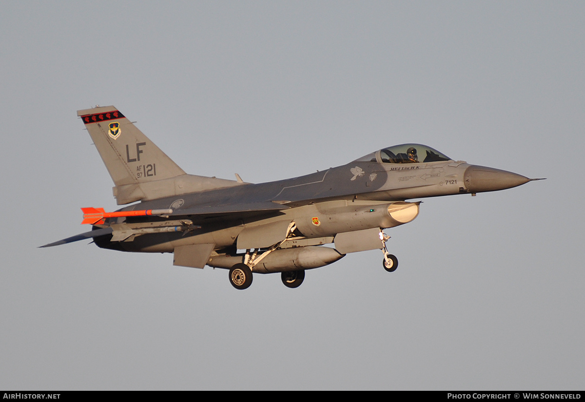 Aircraft Photo of 97-0121 / AF97-121 | General Dynamics F-16CJ Fighting Falcon | USA - Air Force | AirHistory.net #796793