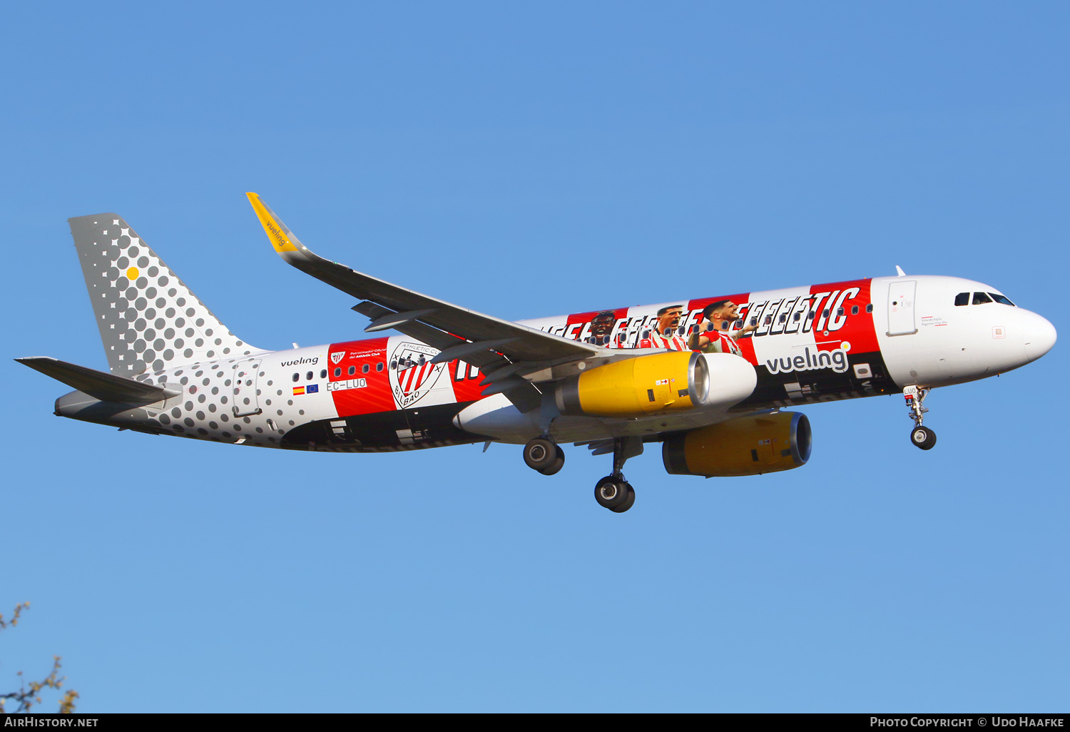 Aircraft Photo of EC-LUO | Airbus A320-232 | Vueling Airlines | AirHistory.net #796970