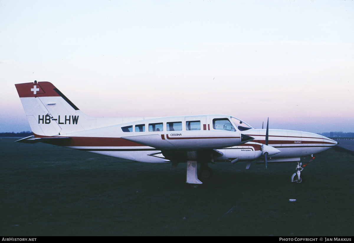 Aircraft Photo of HB-LHW | Cessna 402B | AirHistory.net #796988