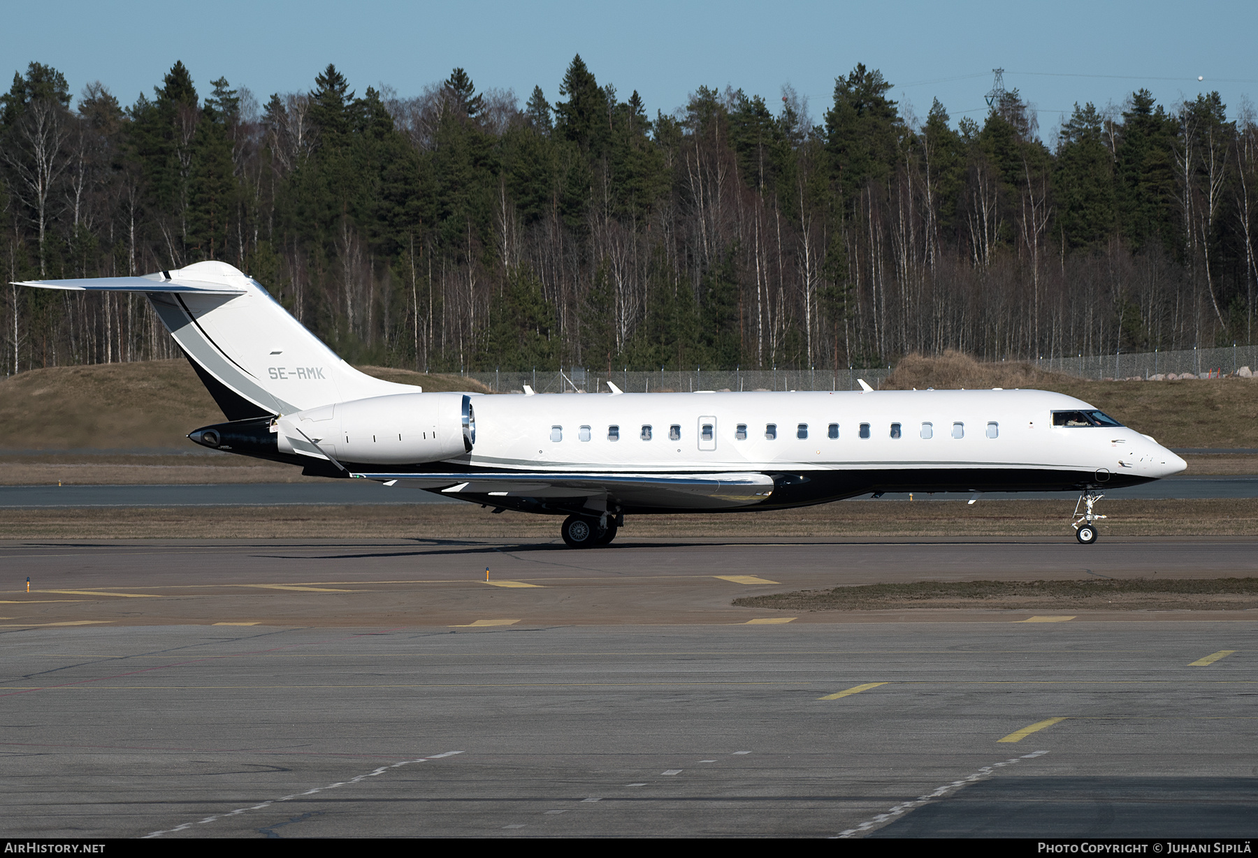 Aircraft Photo of SE-RMK | Bombardier Global 6500 (BD-700-1A10) | AirHistory.net #797366