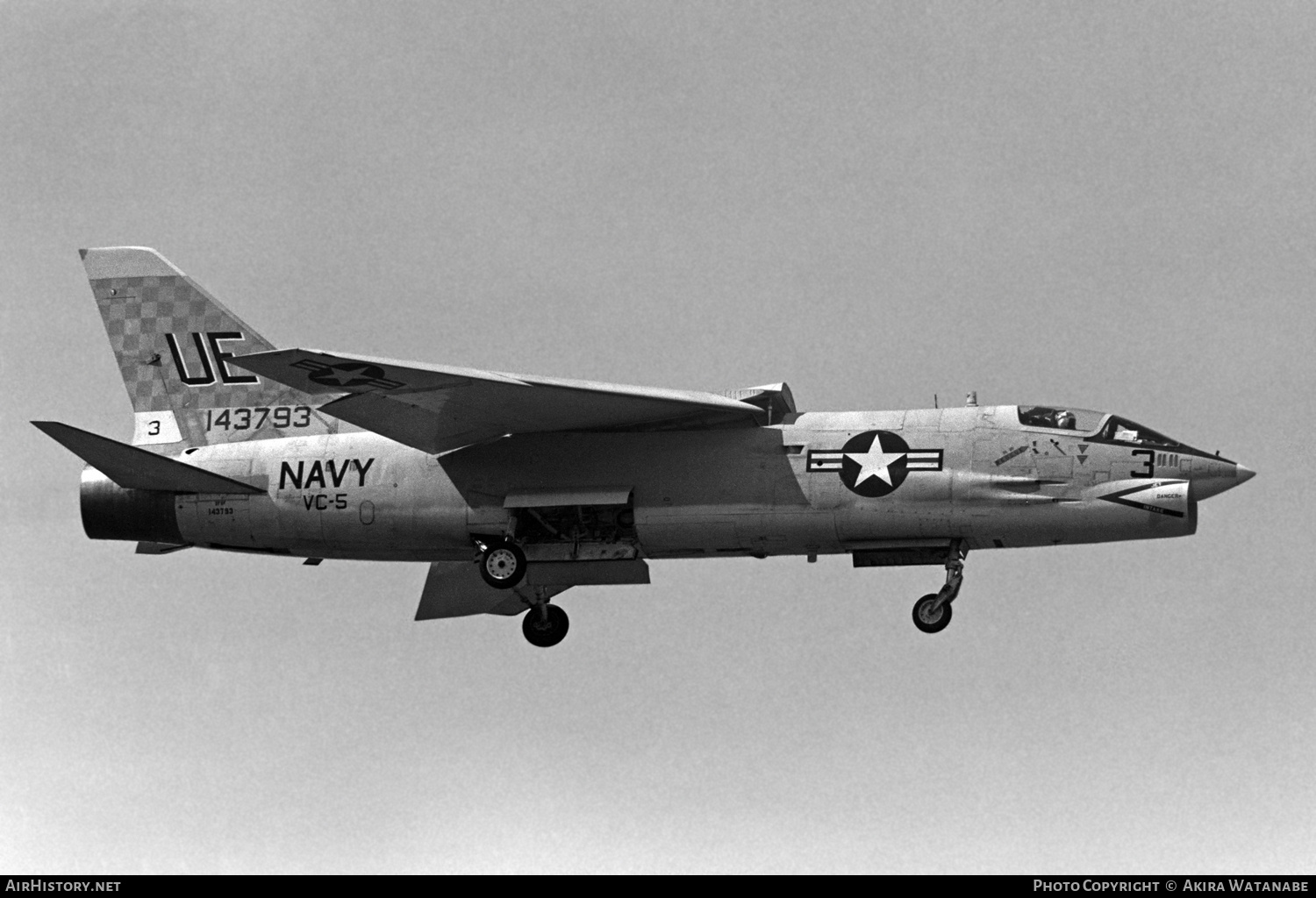 Aircraft Photo of 143793 | Vought DF-8F Crusader | USA - Navy | AirHistory.net #797430