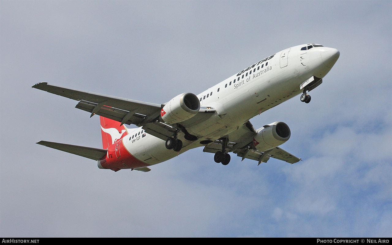 Aircraft Photo of VH-TJT | Boeing 737-476 | Qantas | AirHistory.net #797562