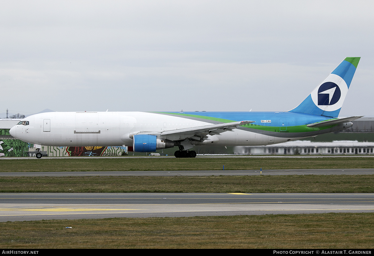 Aircraft Photo of 9H-CAH | Boeing 767-3G5/ER | Challenge Airlines | AirHistory.net #797649