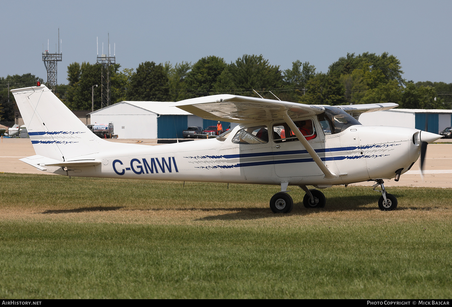 Aircraft Photo of C-GMWI | Cessna 172K Skyhawk | AirHistory.net #797679