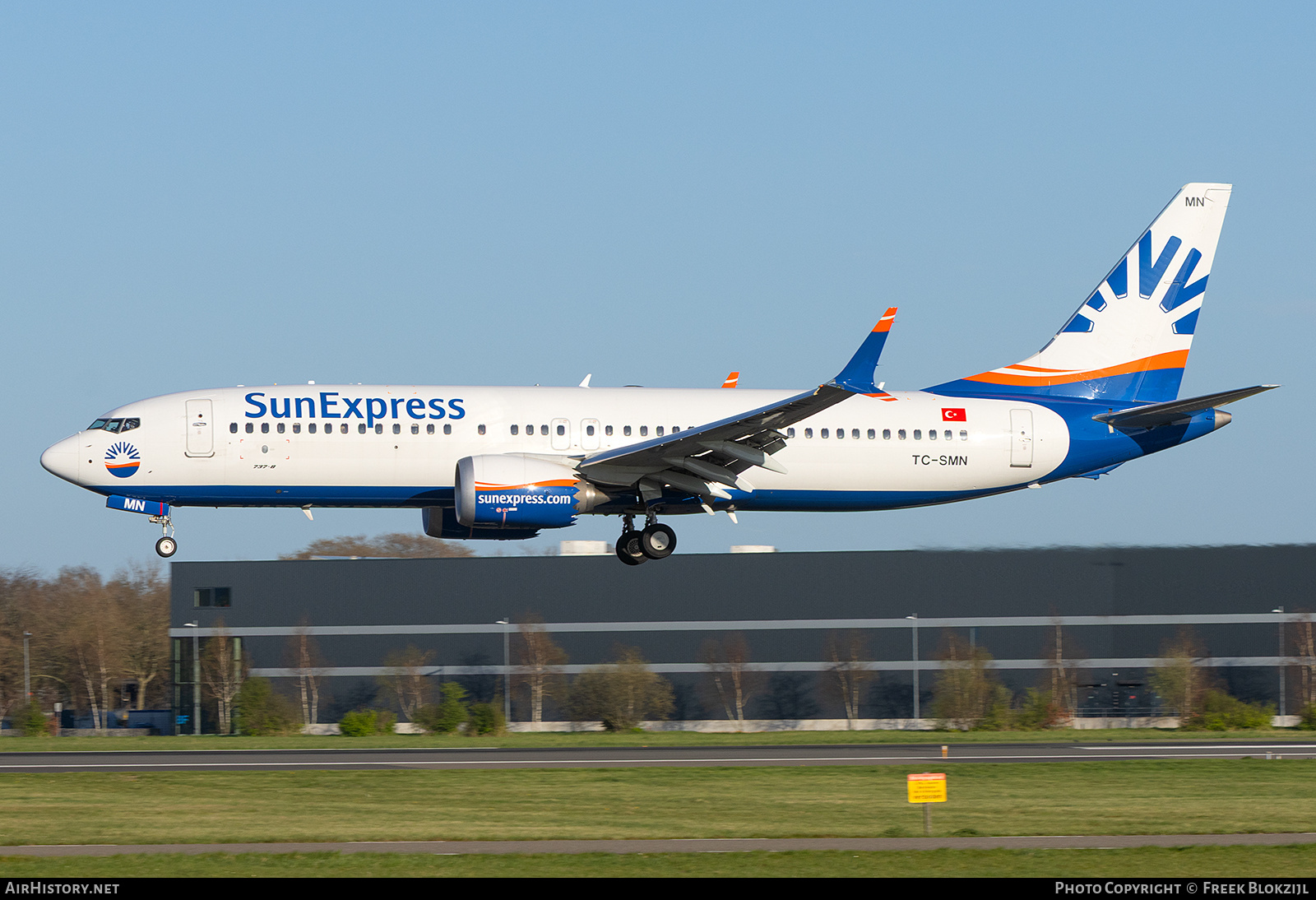 Aircraft Photo of TC-SMN | Boeing 737-8 Max 8 | SunExpress | AirHistory.net #797760