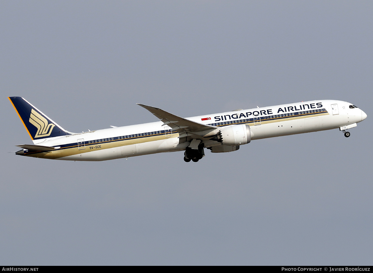 Aircraft Photo of 9V-SCE | Boeing 787-10 Dreamliner | Singapore Airlines | AirHistory.net #797777