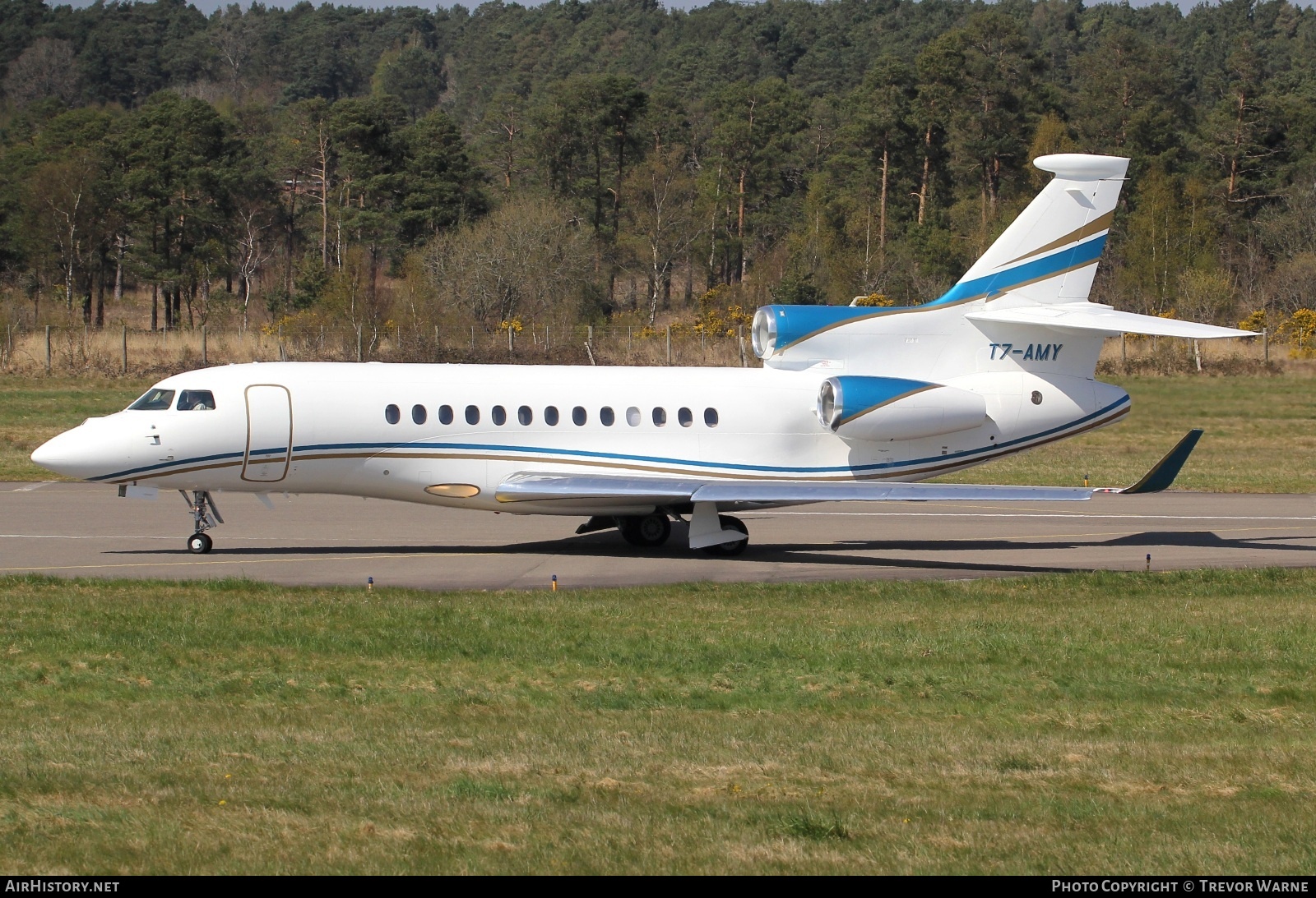 Aircraft Photo of T7-AMY | Dassault Falcon 7X | AirHistory.net #797810