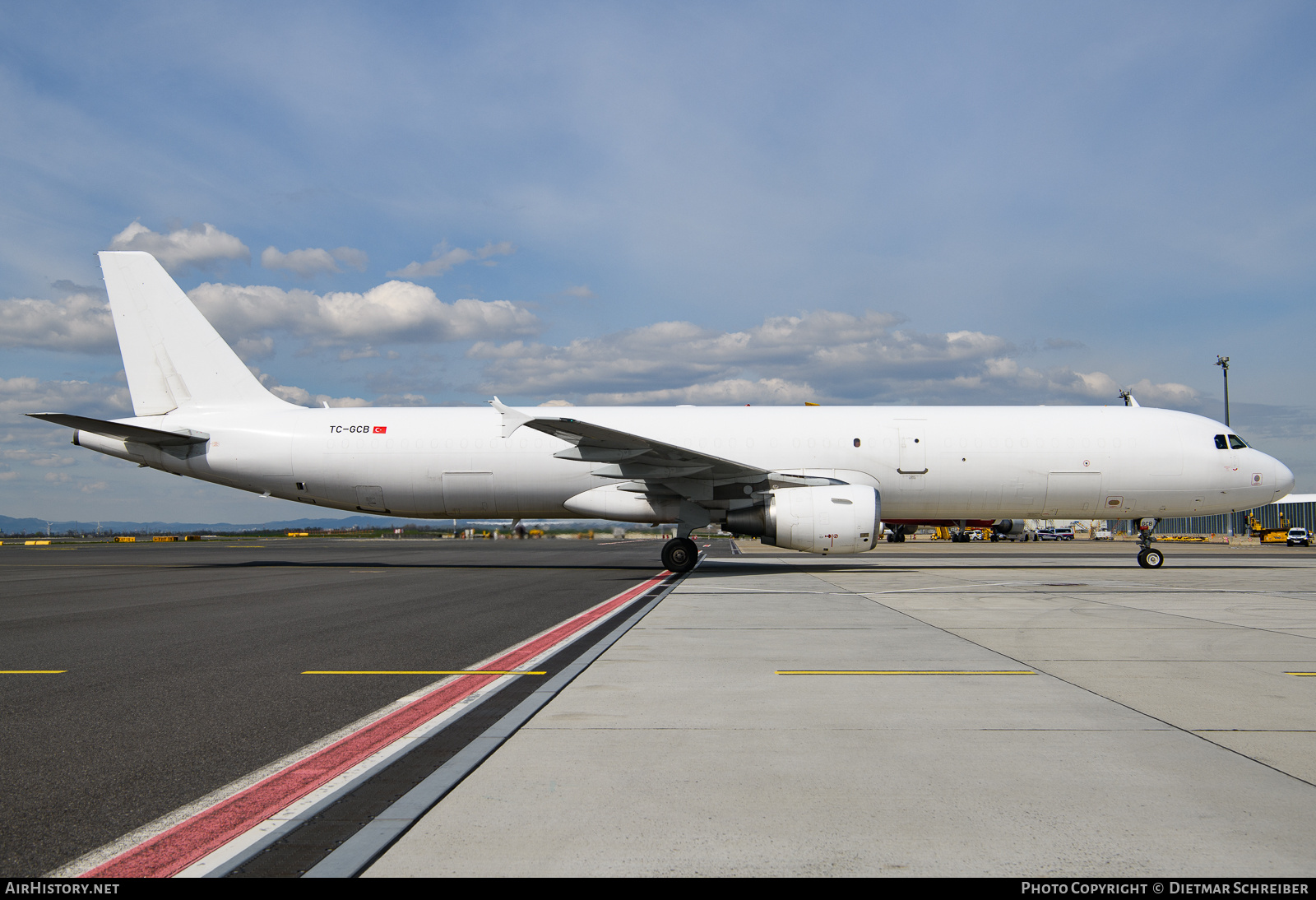 Aircraft Photo of TC-GCB | Airbus A321-211/P2F | BBN Airlines Cargo | AirHistory.net #797858