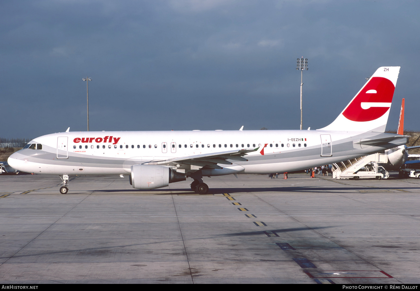 Aircraft Photo of I-EEZH | Airbus A320-214 | Eurofly | AirHistory.net #797974