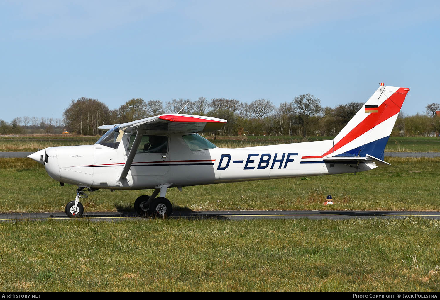 Aircraft Photo of D-EBHF | Cessna 152 | AirHistory.net #798010