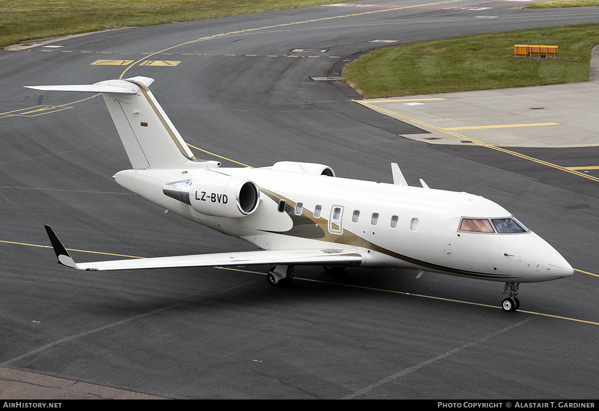 Aircraft Photo of LZ-BVD | Bombardier Challenger 605 (CL-600-2B16) | AirHistory.net #798260
