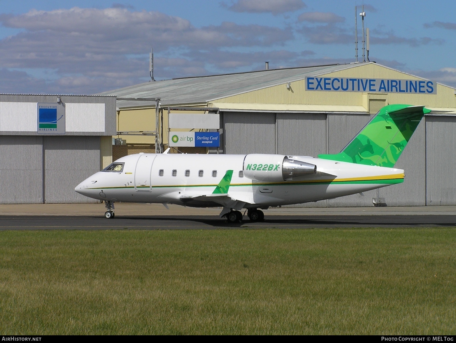 Aircraft Photo of N322BX | Bombardier Challenger 604 (CL-600-2B16) | AirHistory.net #798272