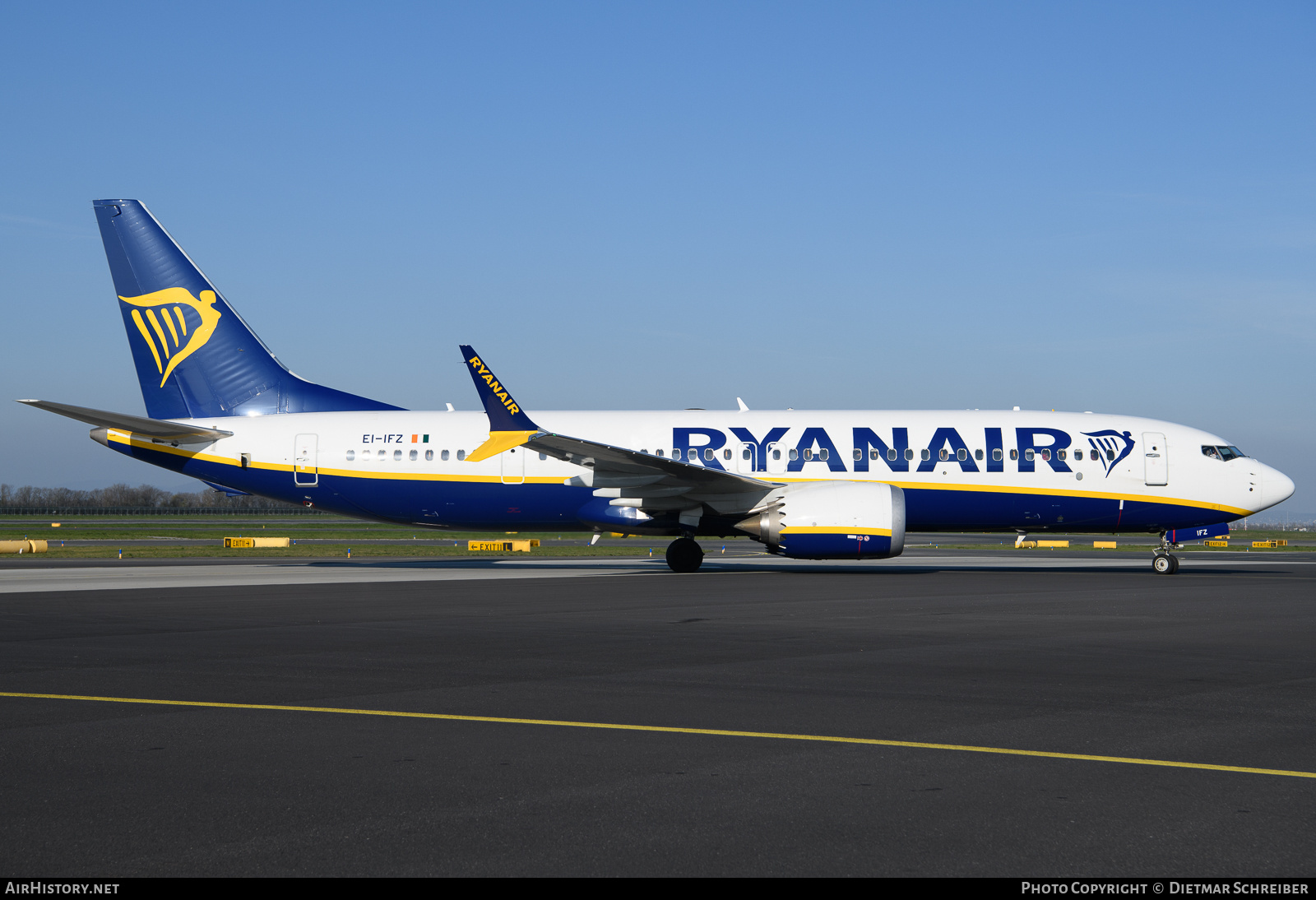 Aircraft Photo of EI-IFZ | Boeing 737-8200 Max 200 | Ryanair | AirHistory.net #798510