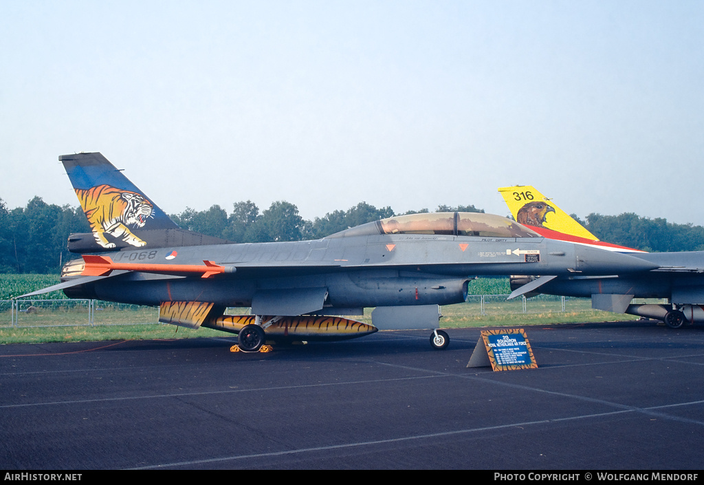 Aircraft Photo of J-068 | General Dynamics F-16B Fighting Falcon | Netherlands - Air Force | AirHistory.net #798523