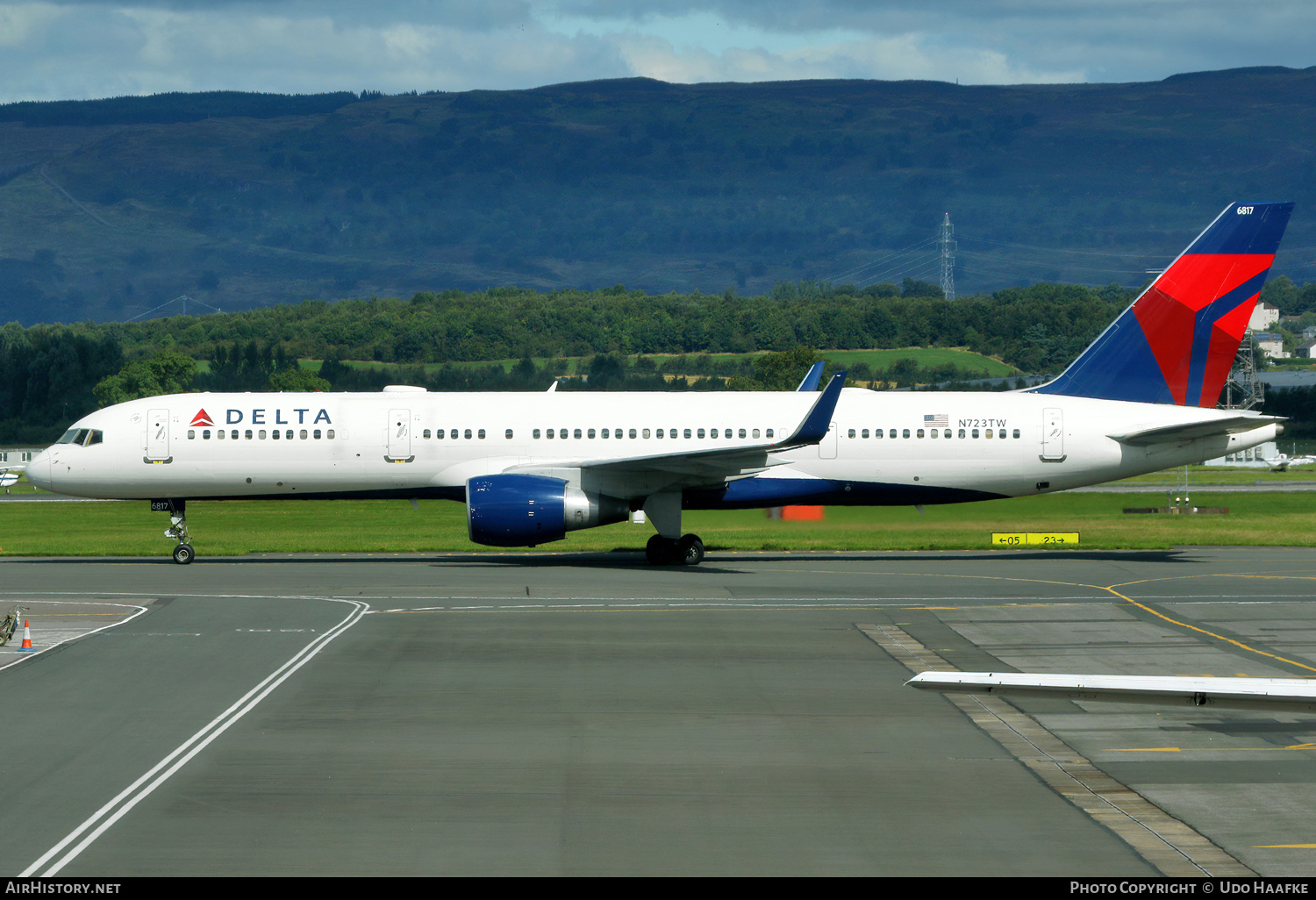 Aircraft Photo of N723TW | Boeing 757-231 | Delta Air Lines | AirHistory.net #798544