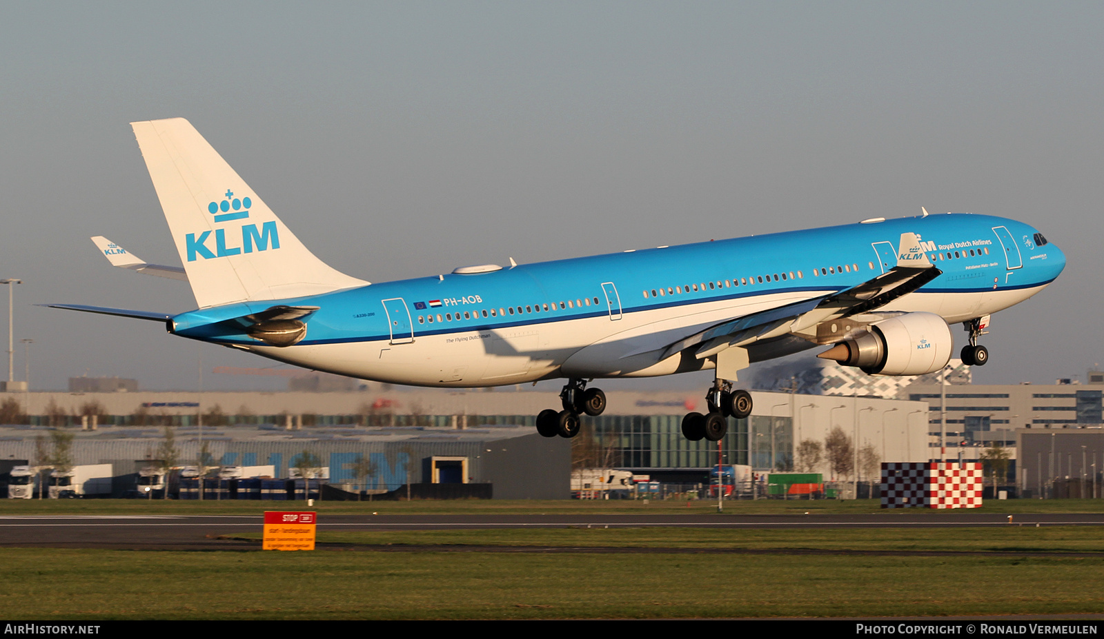 Aircraft Photo of PH-AOB | Airbus A330-203 | KLM - Royal Dutch Airlines | AirHistory.net #798568
