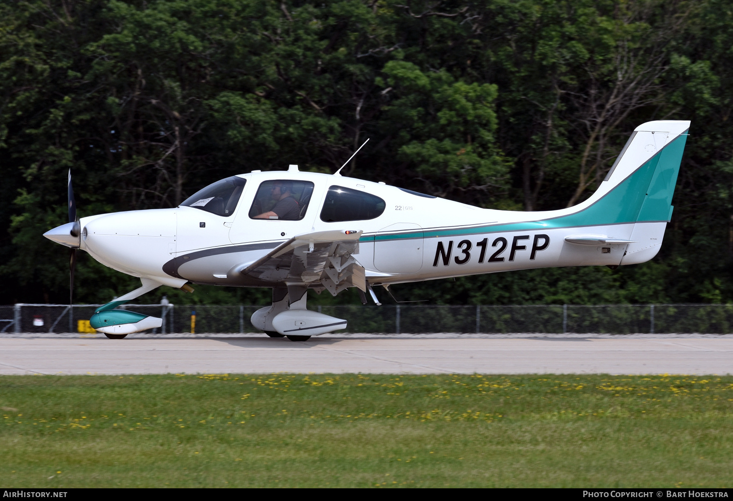 Aircraft Photo of N312FP | Cirrus SR-22 G5-GTS | AirHistory.net #798704