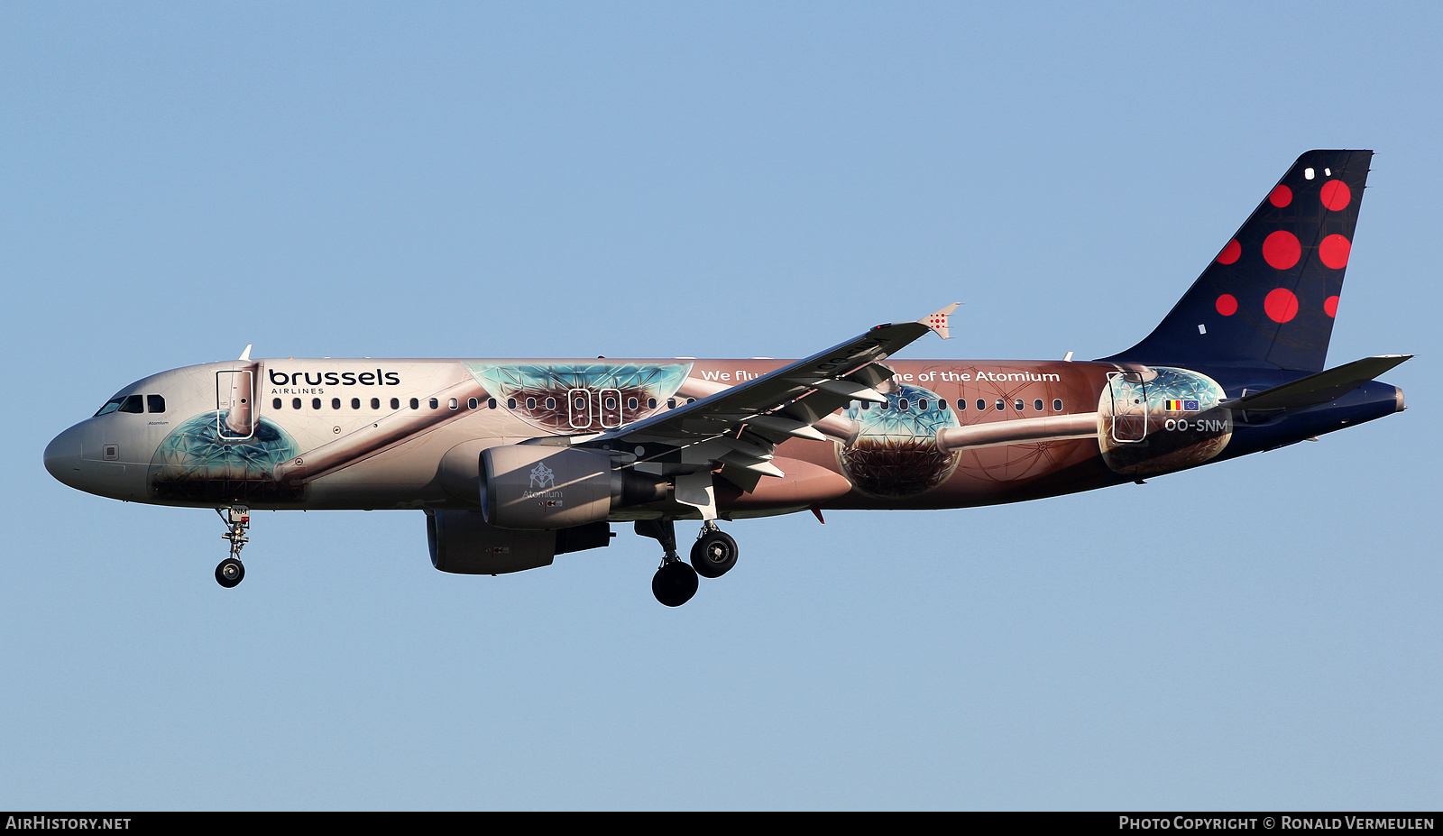 Aircraft Photo of OO-SNM | Airbus A320-214 | Brussels Airlines | AirHistory.net #798738