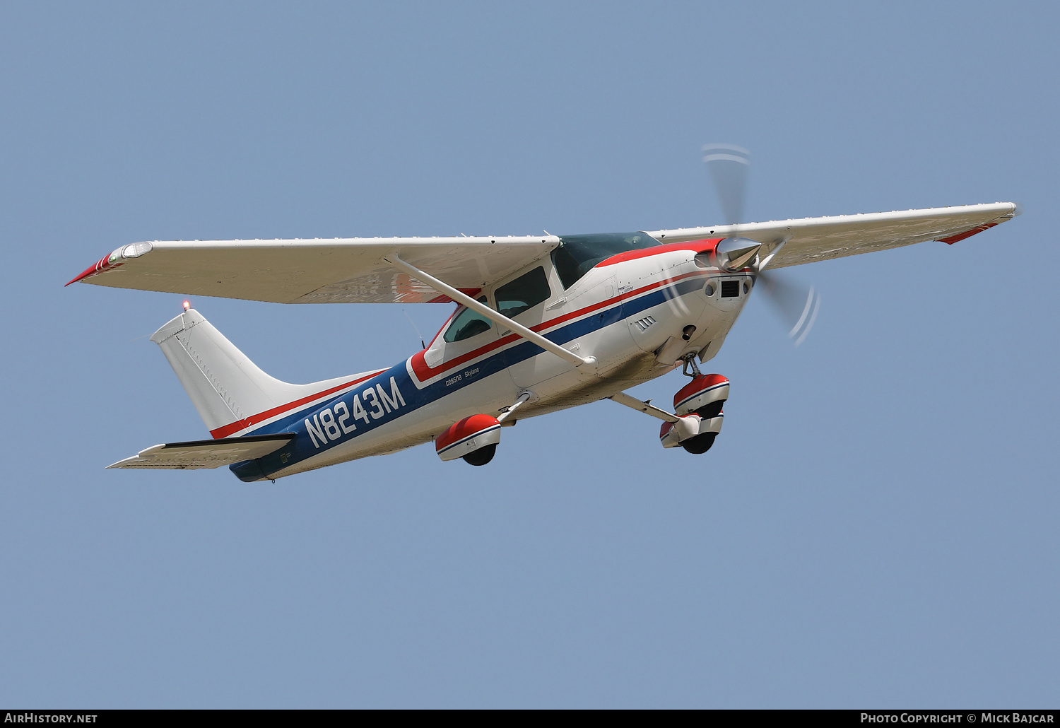 Aircraft Photo of N8243M | Cessna 182P Skylane | AirHistory.net #798967