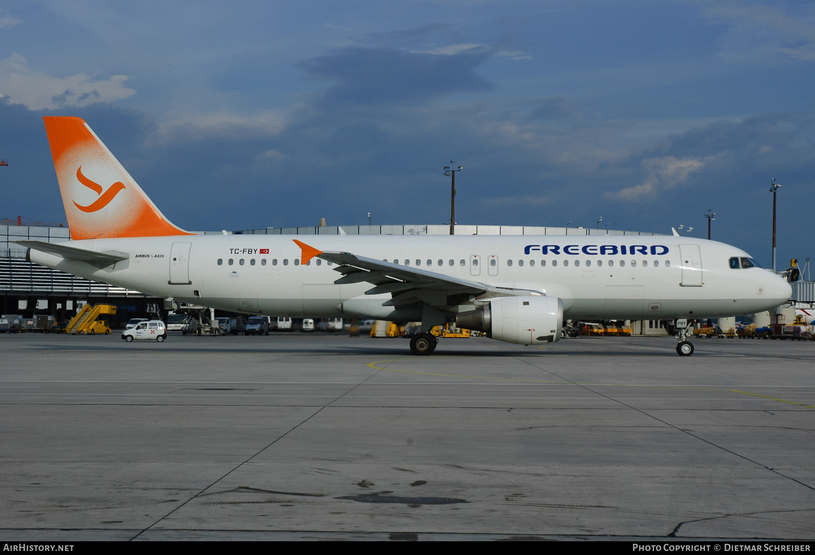 Aircraft Photo of TC-FBY | Airbus A320-212 | Freebird Airlines | AirHistory.net #799009