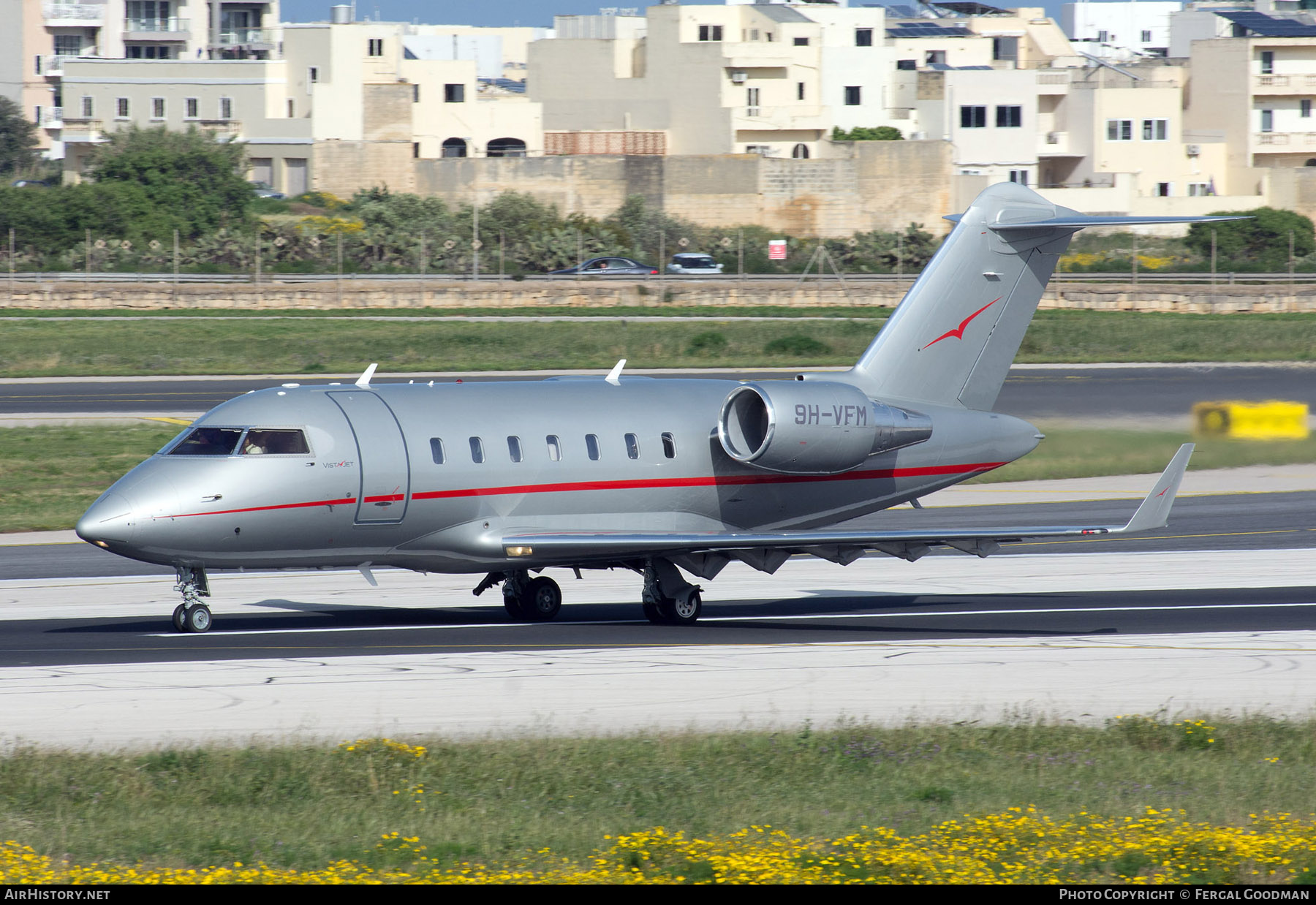 Aircraft Photo of 9H-VFM | Bombardier Challenger 605 (CL-600-2B16) | VistaJet | AirHistory.net #799049
