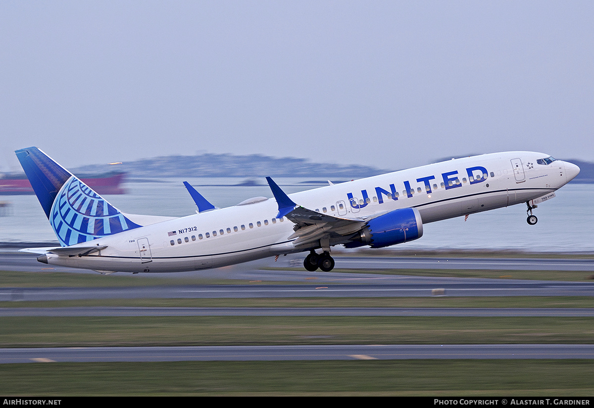 Aircraft Photo of N17312 | Boeing 737-8 Max 8 | United Airlines | AirHistory.net #799219