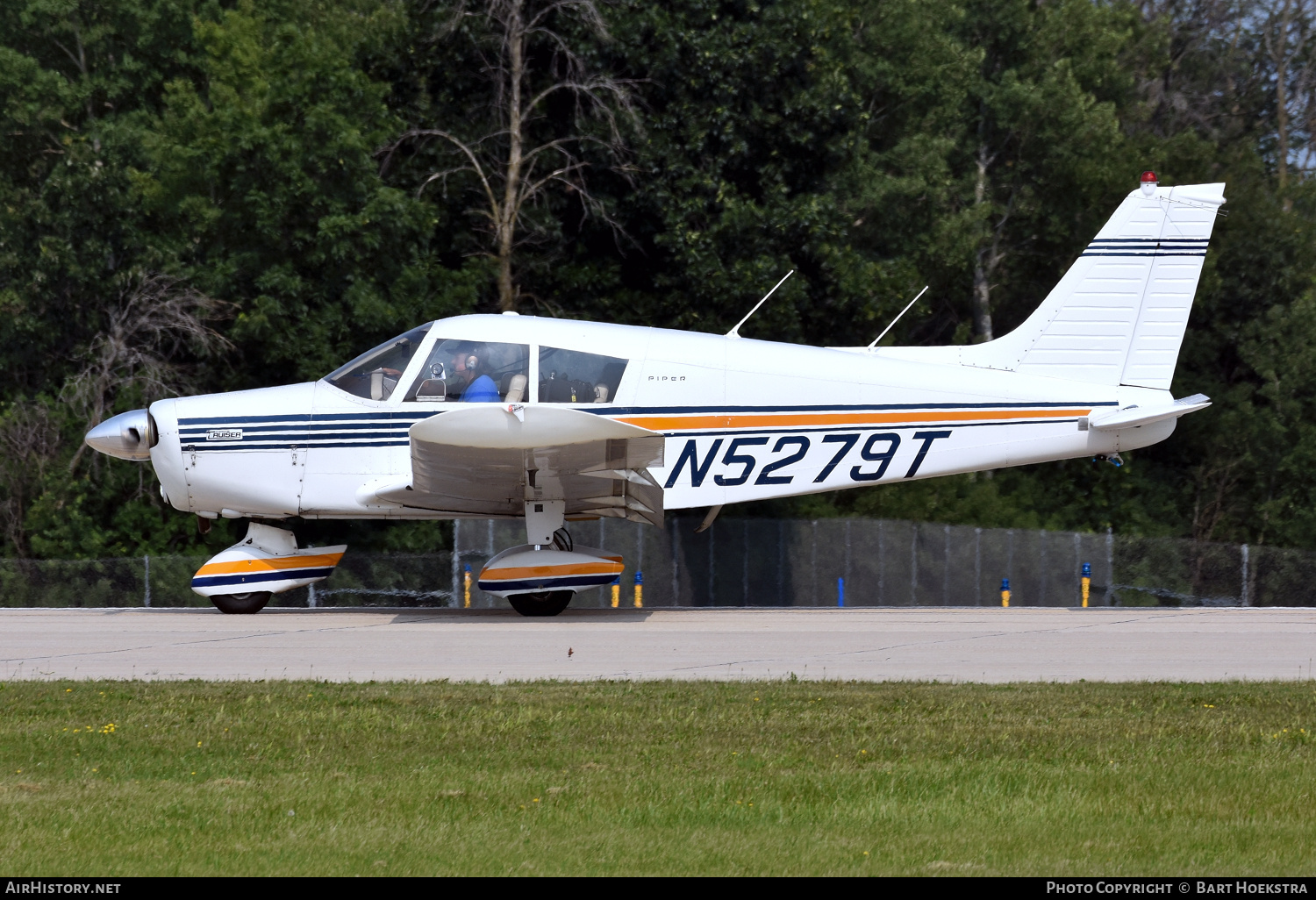 Aircraft Photo of N5279T | Piper PA-28-140 Cherokee Cruiser | AirHistory.net #799225