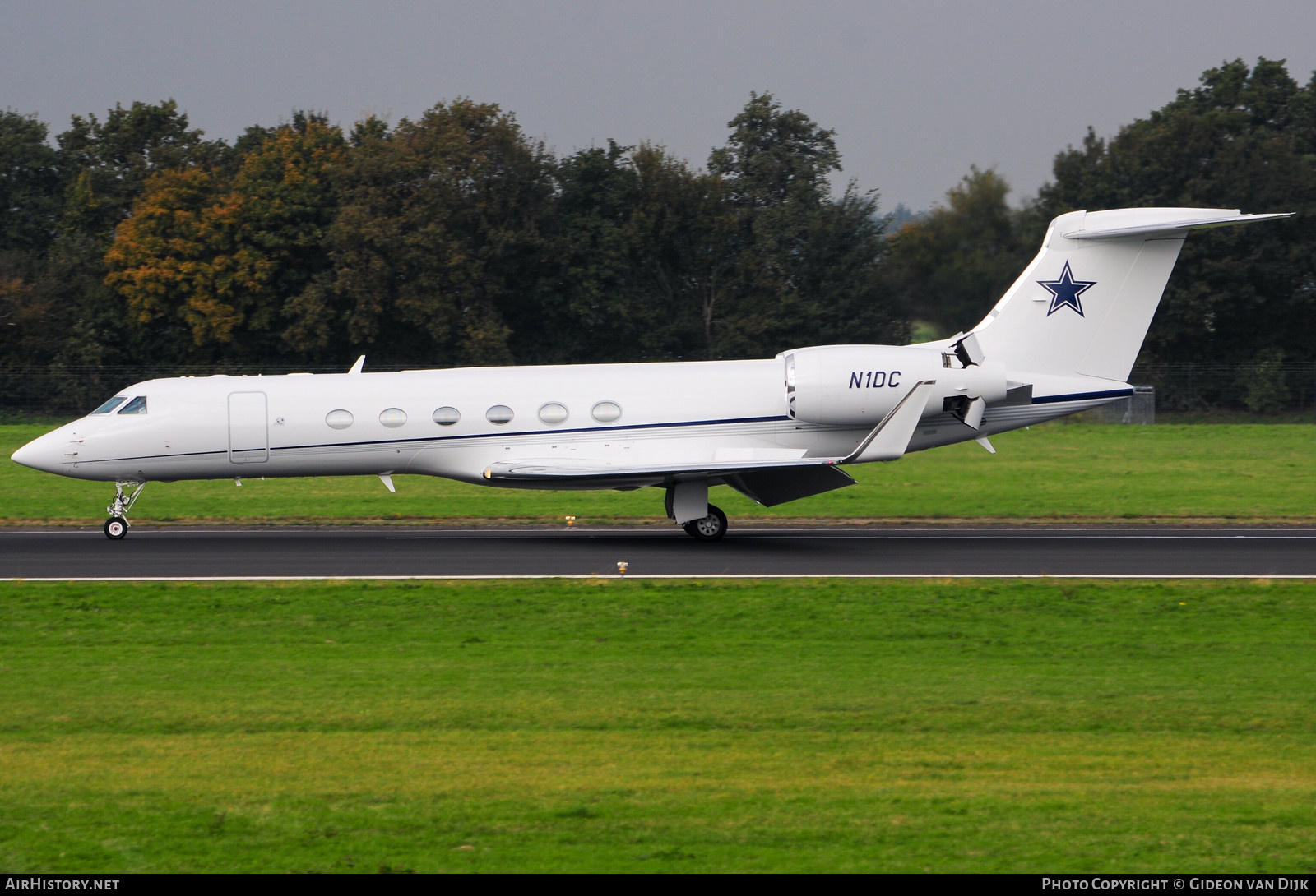Aircraft Photo of N1DC | Gulfstream Aerospace G-V Gulfstream V | AirHistory.net #799289