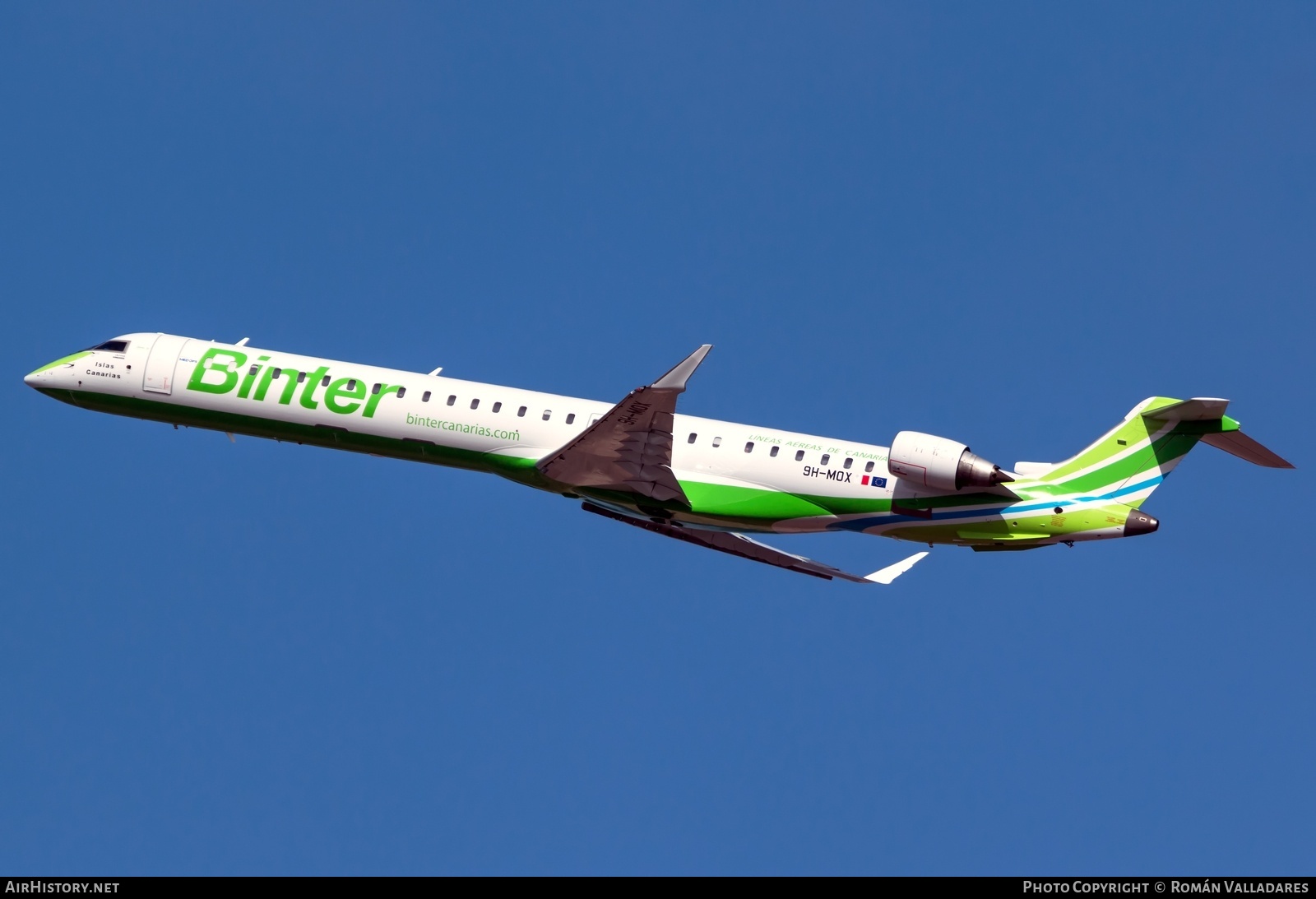 Aircraft Photo of 9H-MOX | Bombardier CRJ-1000 (CL-600-2E25) | Binter Canarias | AirHistory.net #799468