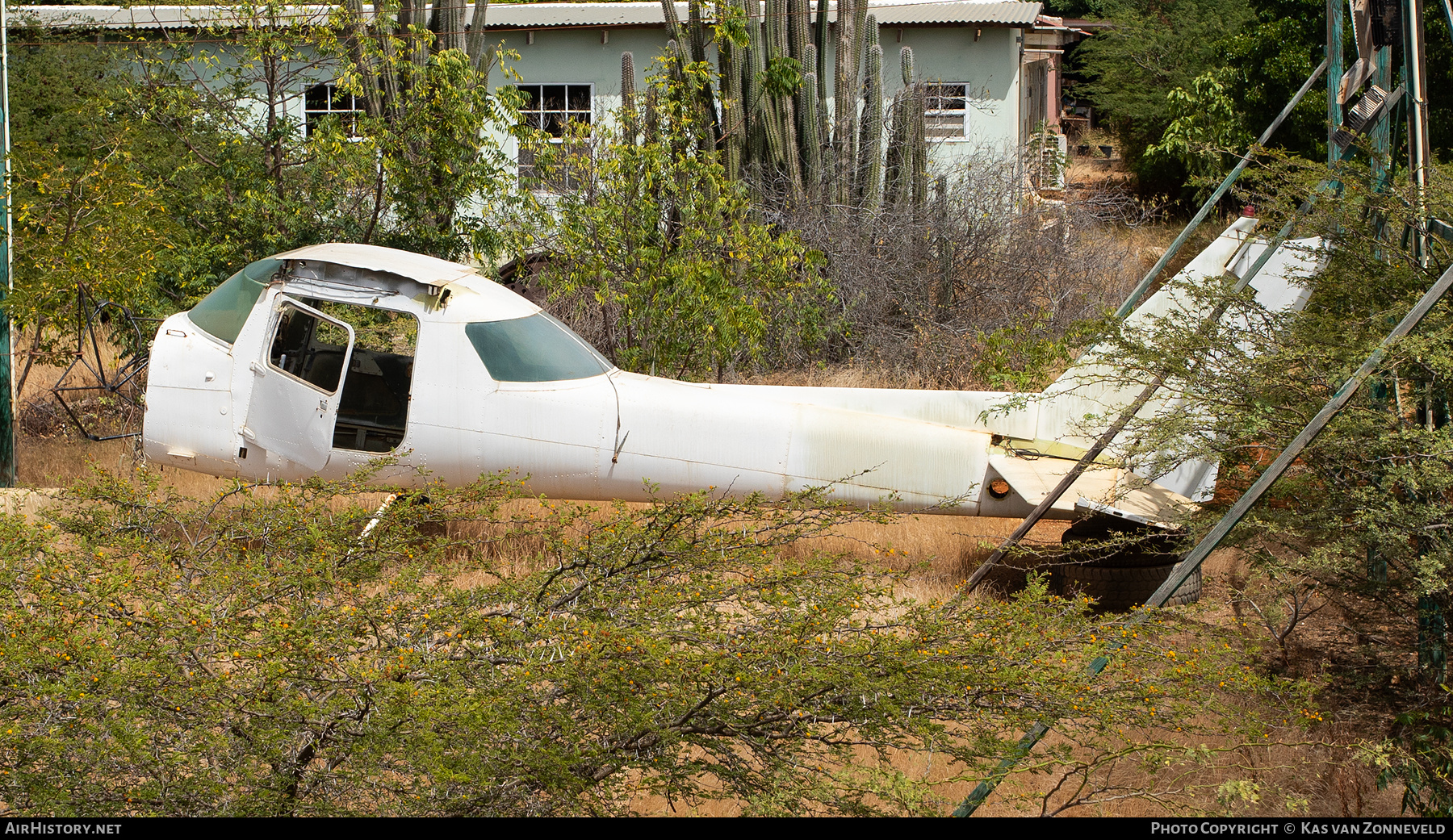 Aircraft Photo of N10336 | Cessna 150L | AirHistory.net #799593