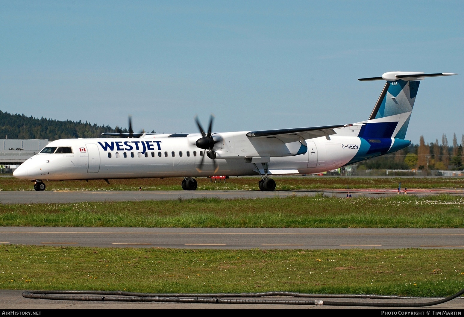 Aircraft Photo of C-GEEN | Bombardier DHC-8-402 Dash 8 | WestJet | AirHistory.net #799673