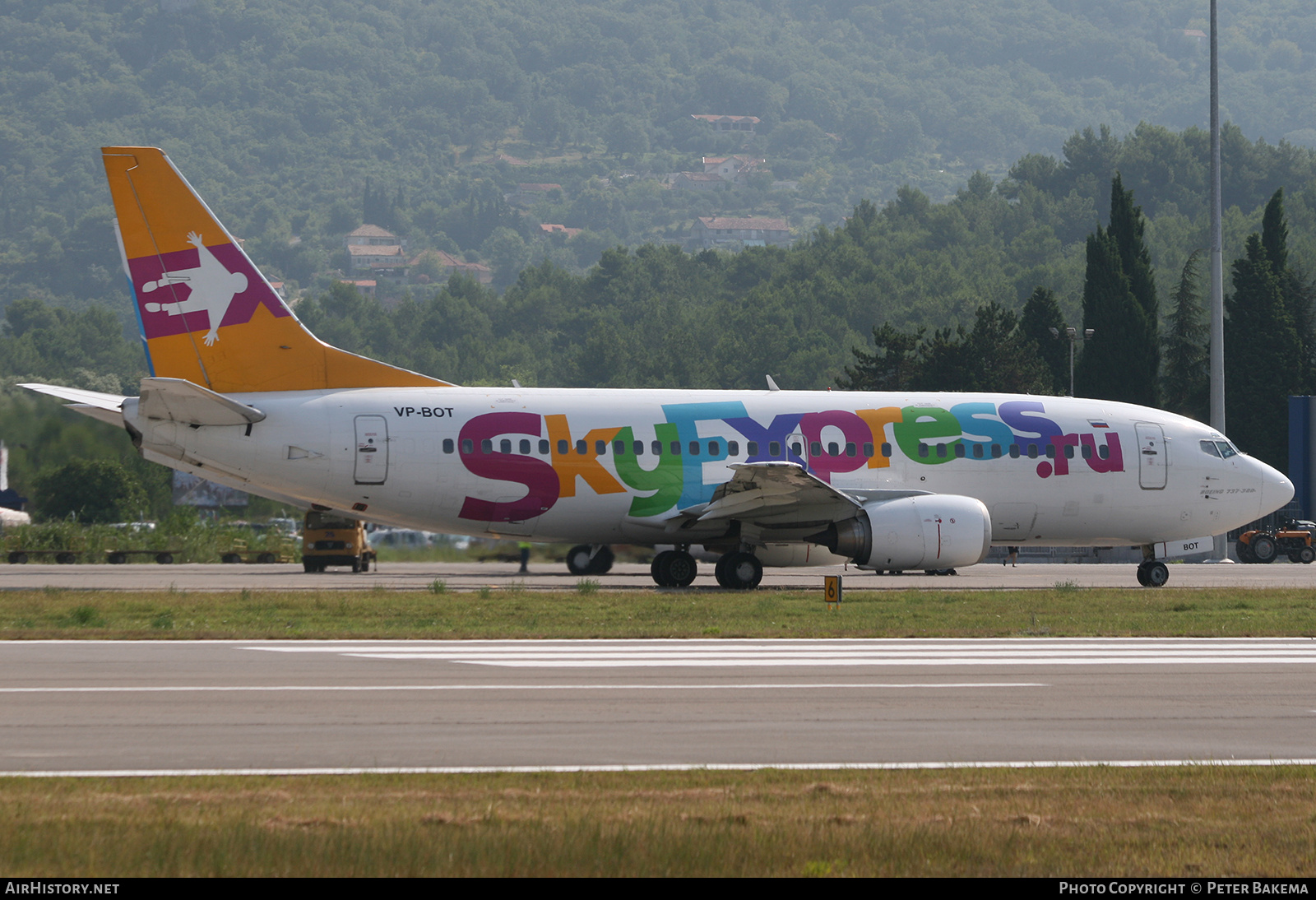 Aircraft Photo of VP-BOT | Boeing 737-341 | Sky Express | AirHistory.net #799749