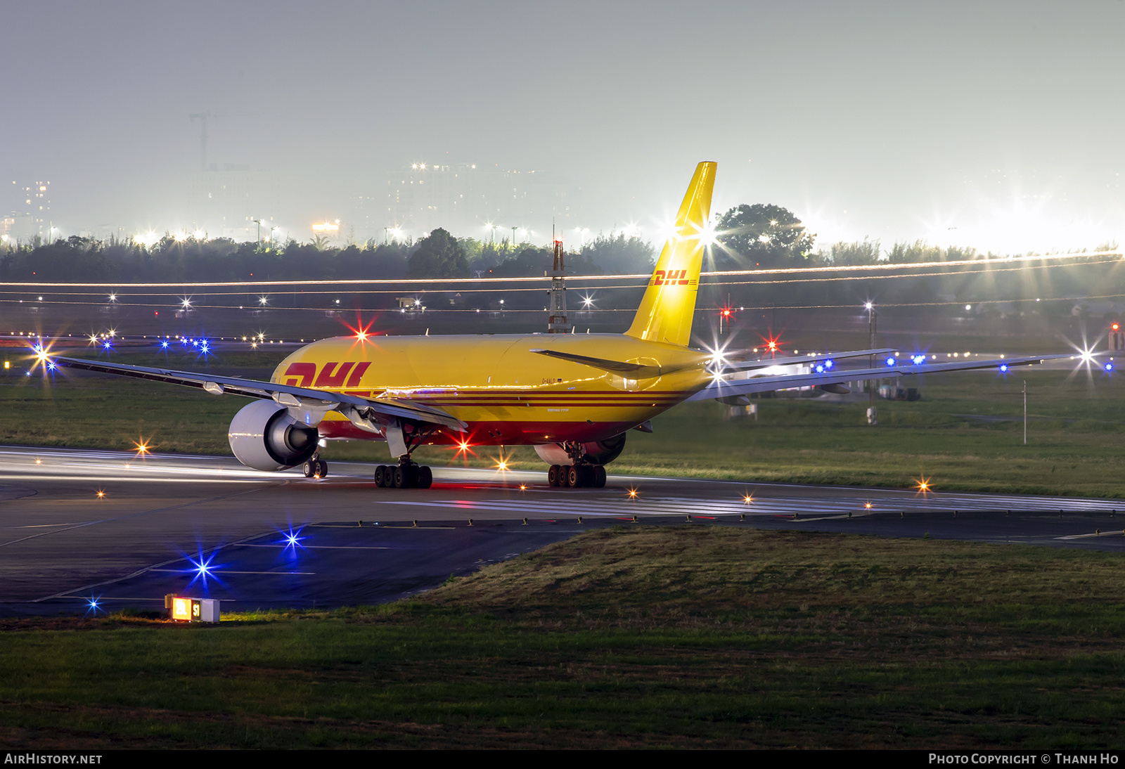 Aircraft Photo of D-AALO | Boeing 777-F | DHL International | AirHistory.net #799760