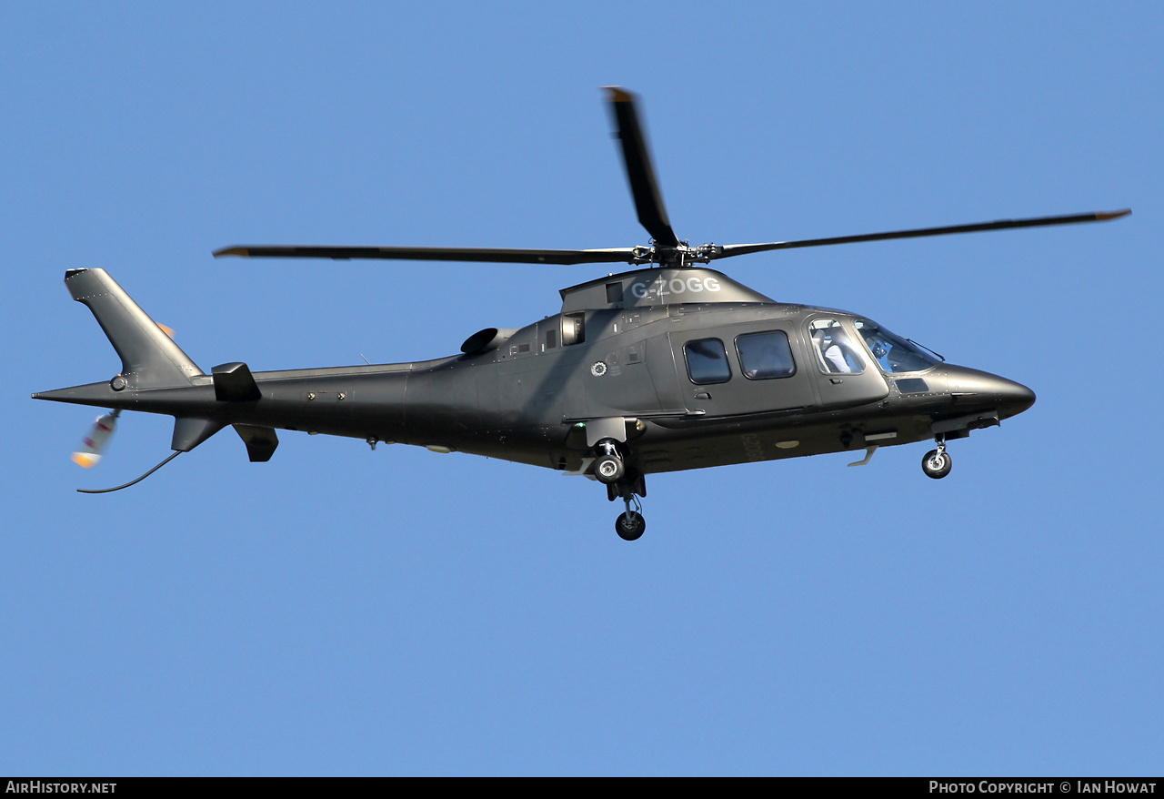 Aircraft Photo of G-ZOGG | Agusta A-109S Grand | AirHistory.net #799839