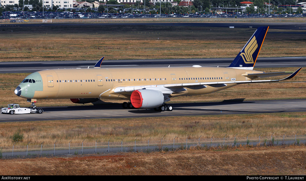 Aircraft Photo of F-WZNR | Airbus A350-1041 | Singapore Airlines | AirHistory.net #800006