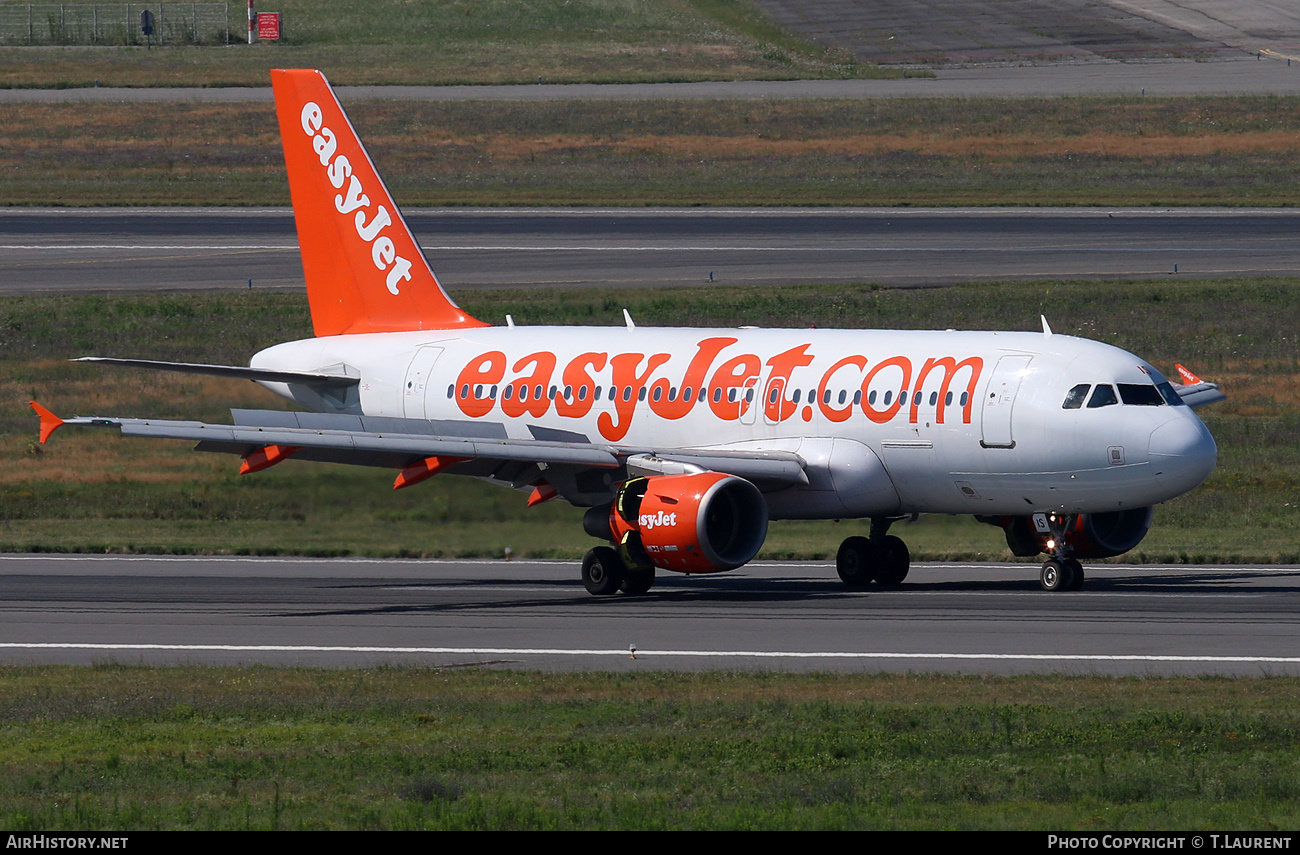 Aircraft Photo of G-EZIS | Airbus A319-111 | EasyJet | AirHistory.net #800030