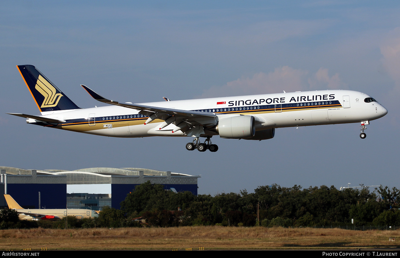 Aircraft Photo of F-WZFZ | Airbus A350-941 | Singapore Airlines | AirHistory.net #800040