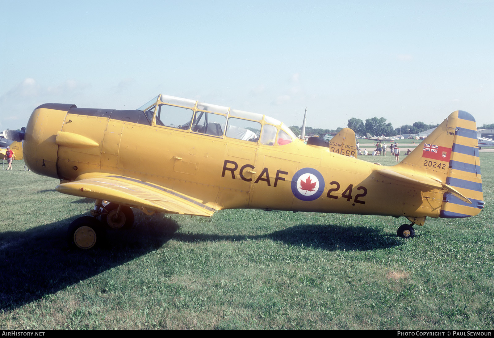 Aircraft Photo of C-FWPK / 20242 | North American Harvard Mk4 | Canada - Air Force | AirHistory.net #800051