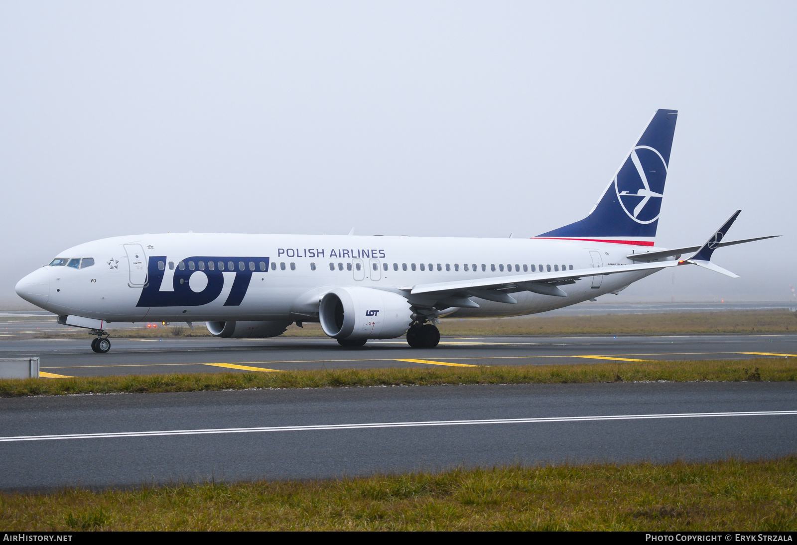 Aircraft Photo of SP-LVO | Boeing 737-8 Max 8 | LOT Polish Airlines - Polskie Linie Lotnicze | AirHistory.net #800052