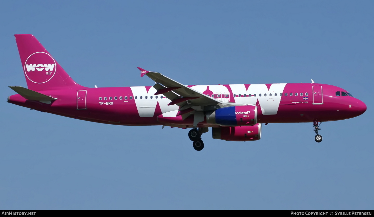 Aircraft Photo of TF-BRO | Airbus A320-232 | WOW Air | AirHistory.net #800120