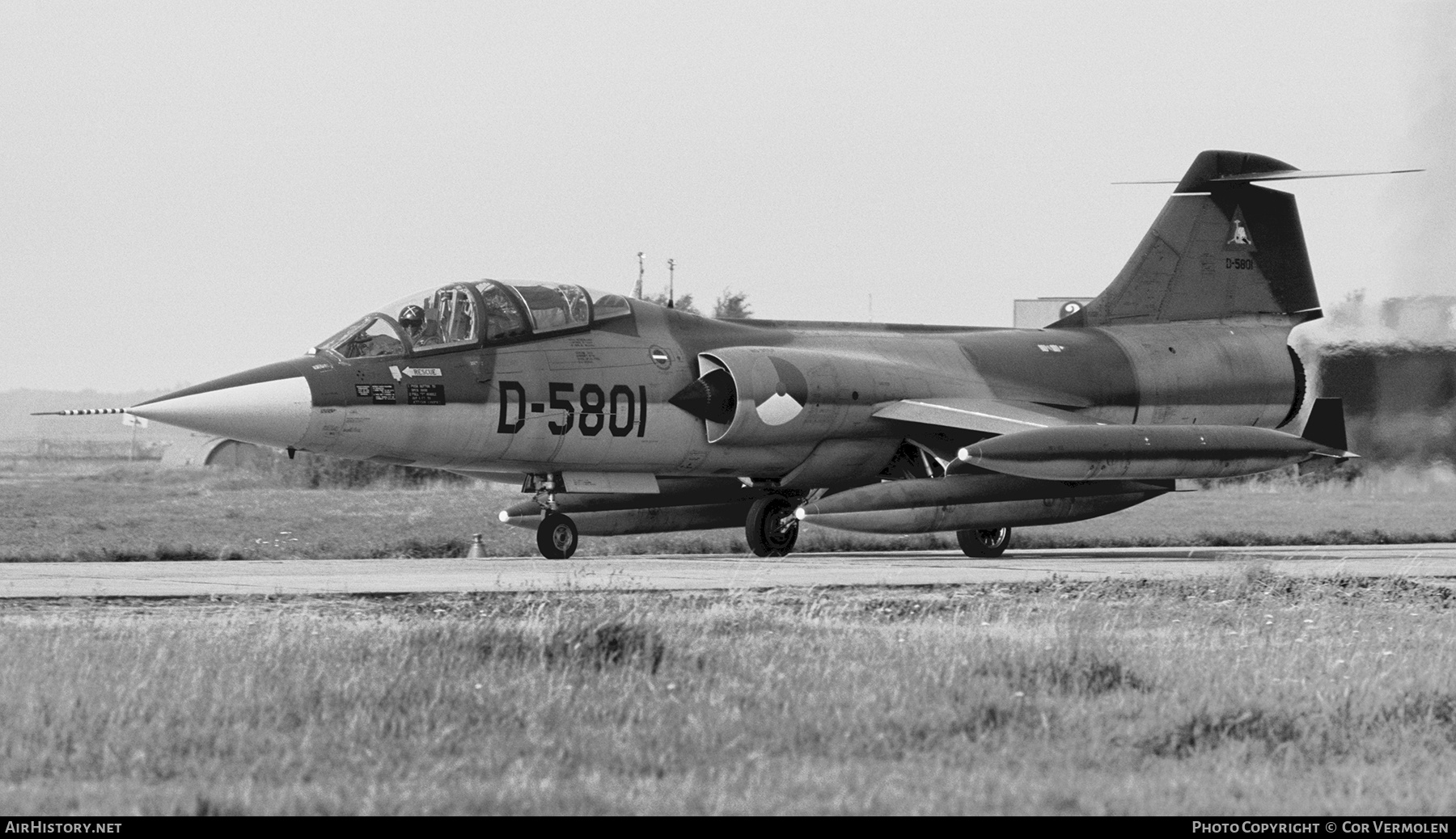 Aircraft Photo of D-5801 | Lockheed TF-104G Starfighter | Netherlands - Air Force | AirHistory.net #800227