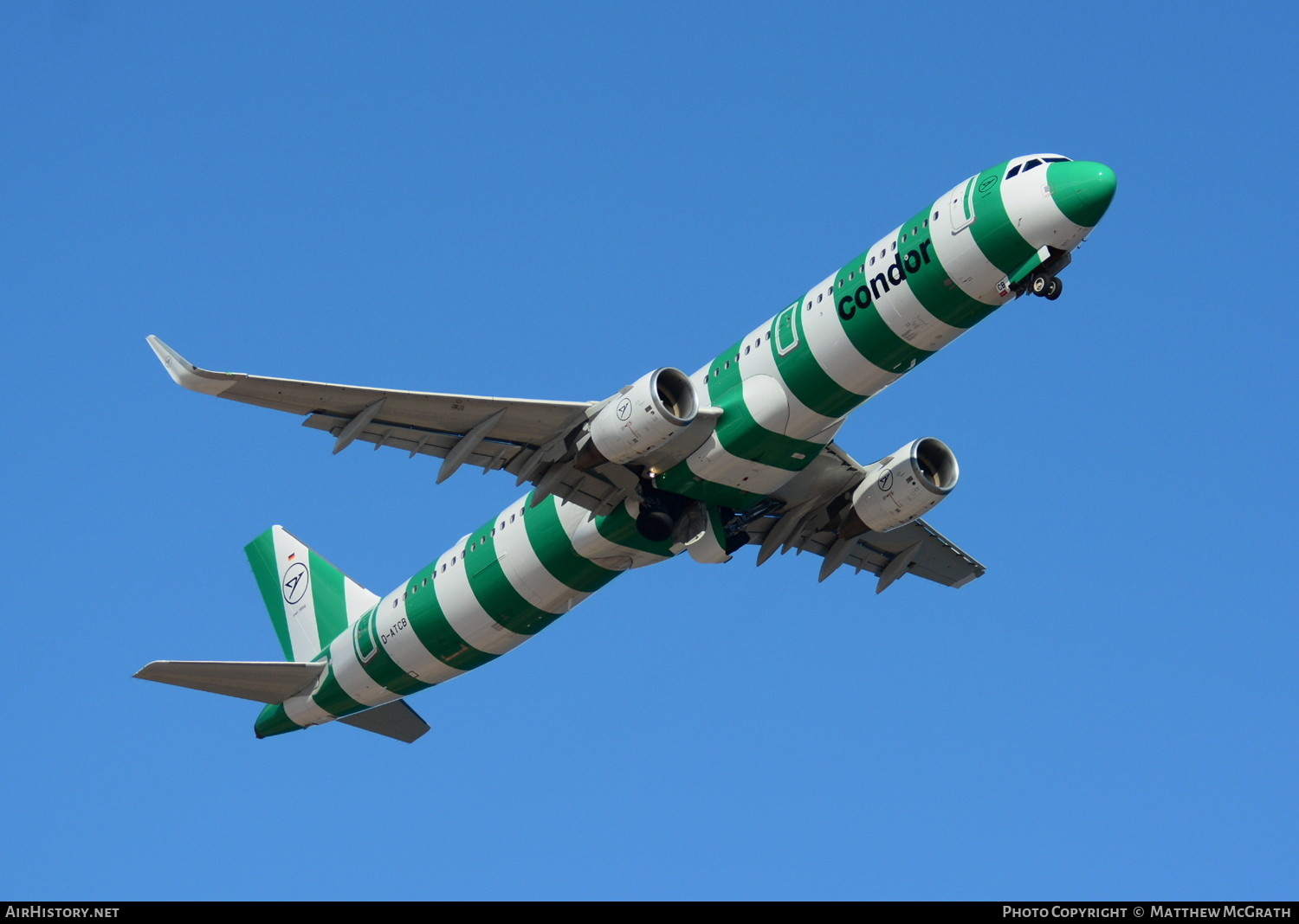 Aircraft Photo of D-ATCB | Airbus A321-211 | Condor Flugdienst | AirHistory.net #800346
