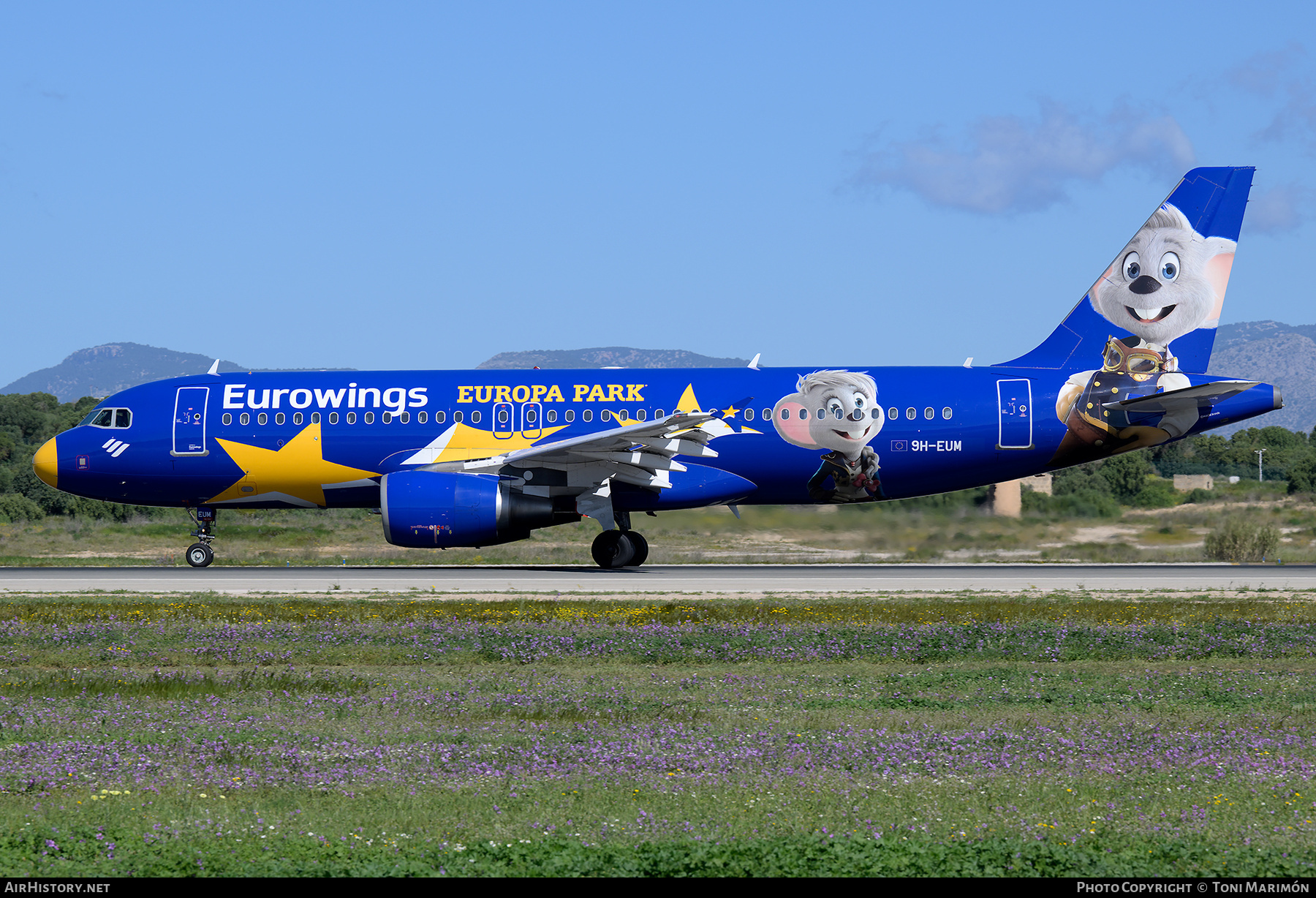 Aircraft Photo of 9H-EUM | Airbus A320-214 | Eurowings | AirHistory.net #800347
