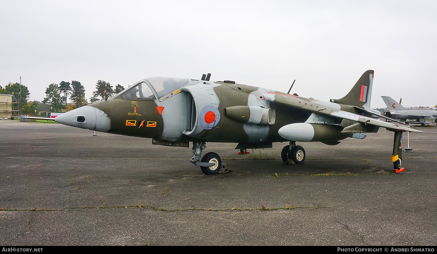 Aircraft Photo of XV278 | Hawker Siddeley Harrier GR1 | UK - Air Force | AirHistory.net #800369
