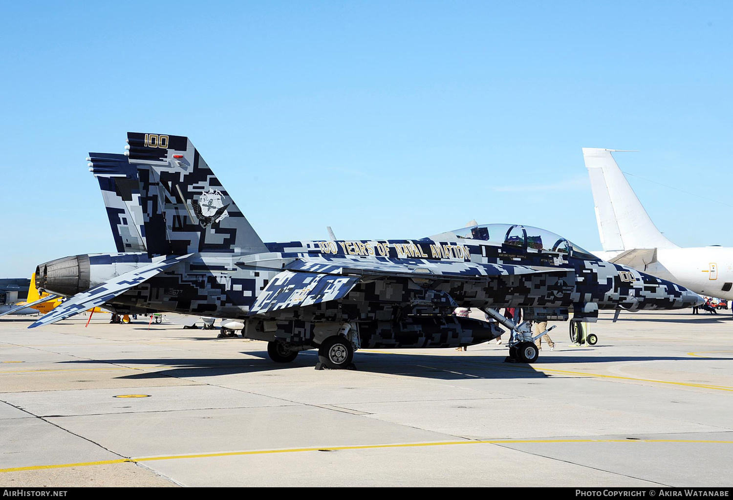 Aircraft Photo of 165677 | Boeing F/A-18F Super Hornet | USA - Navy | AirHistory.net #800426