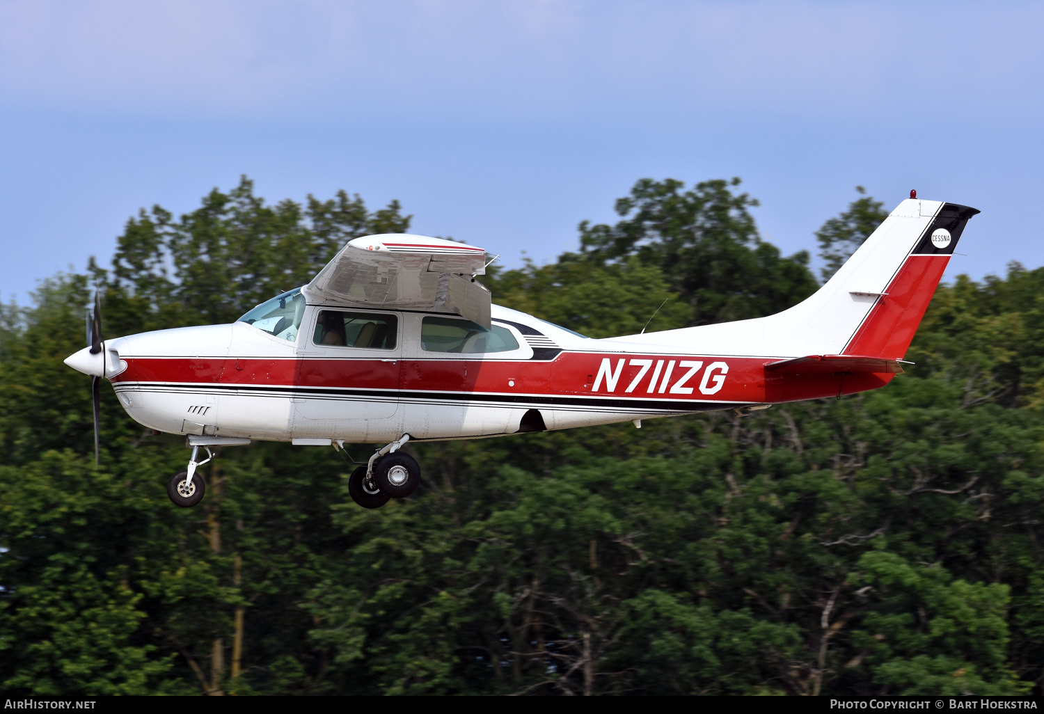 Aircraft Photo of N711ZG | Cessna 210 | AirHistory.net #800467