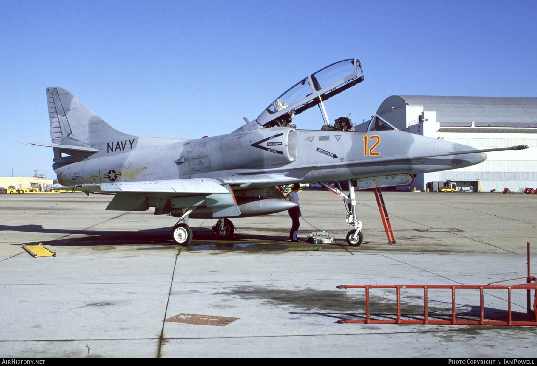 Aircraft Photo of 153513 | Douglas TA-4J Skyhawk | USA - Navy | AirHistory.net #800547