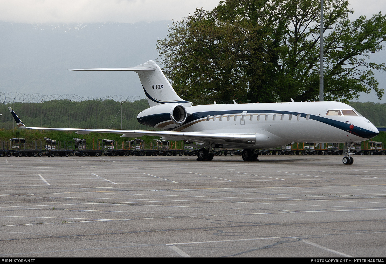 Aircraft Photo of G-TSLS | Bombardier Global 5000 (BD-700-1A11) | AirHistory.net #800553