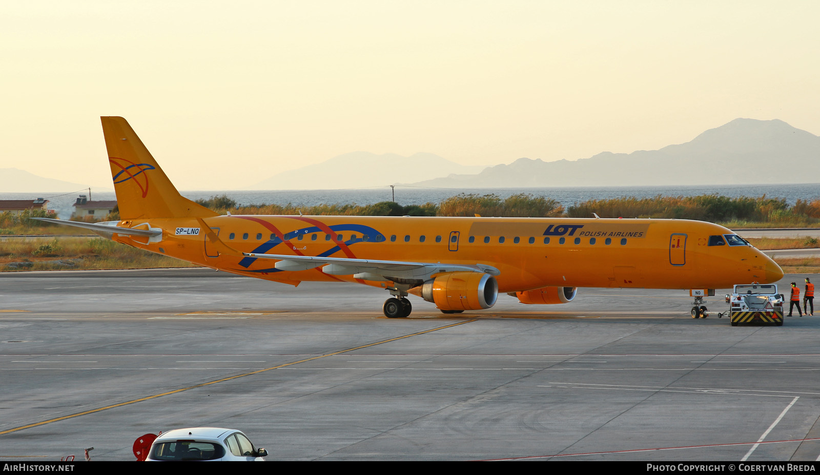 Aircraft Photo of SP-LNO | Embraer 195LR (ERJ-190-200LR) | LOT Polish Airlines - Polskie Linie Lotnicze | AirHistory.net #800591