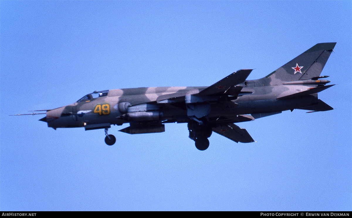 Aircraft Photo of 49 yellow | Sukhoi Su-17M4 | Soviet Union - Air Force | AirHistory.net #800606